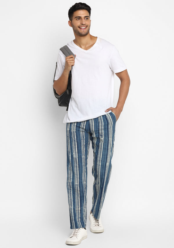 Buy ETRO Men Navy Paisley Print Trousers Online - 678669 | The Collective